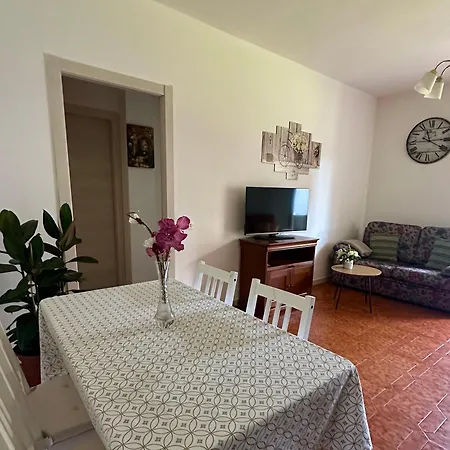Daire Casa Rosa - *